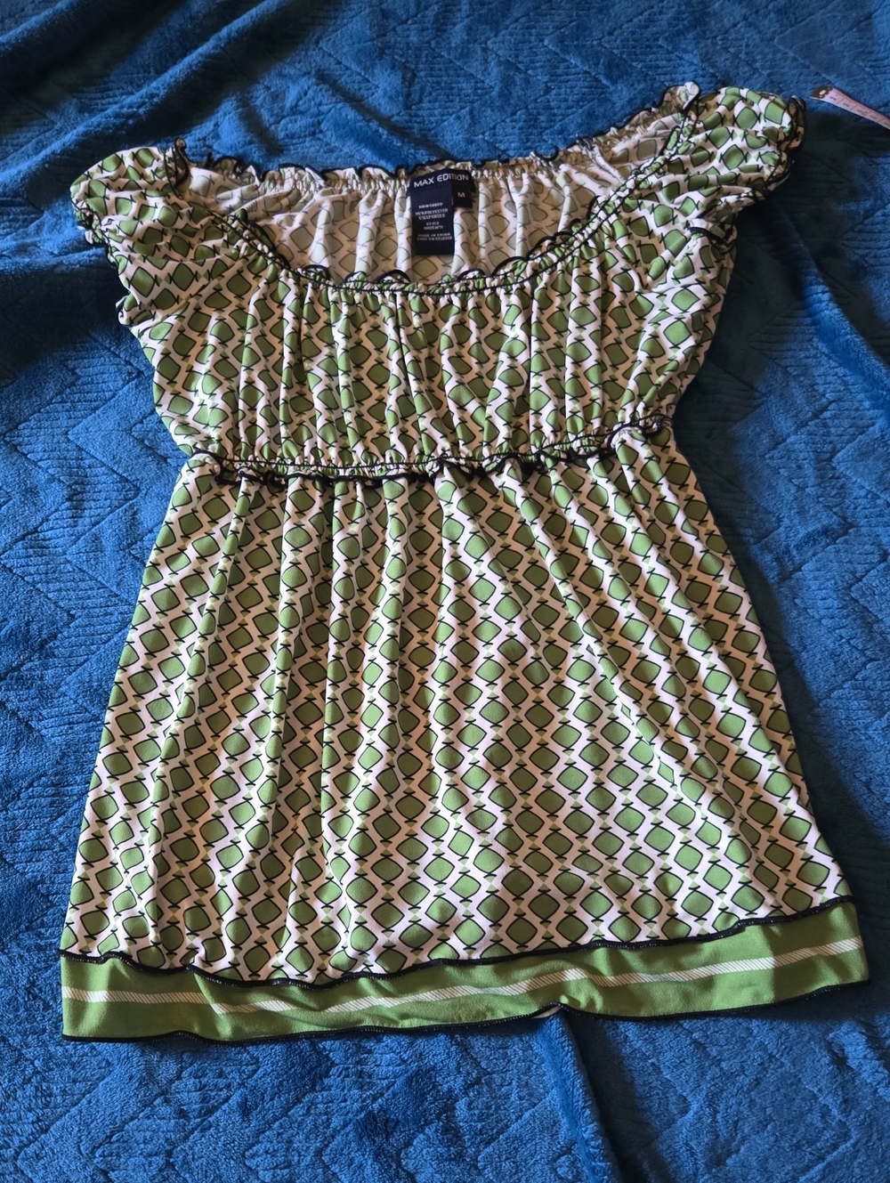 Max Edition Green and Cream Geometric Off-Shoulder Tunic